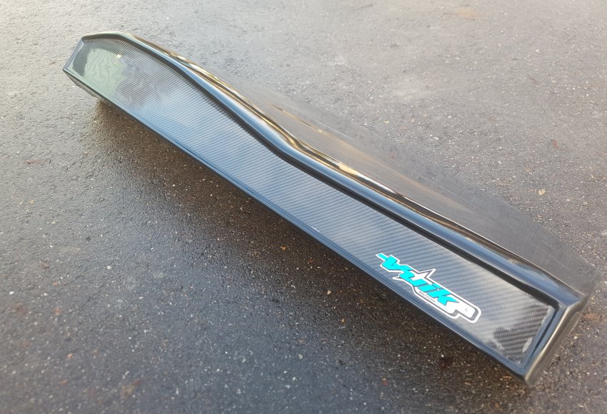 Salpicadero de carbono W201