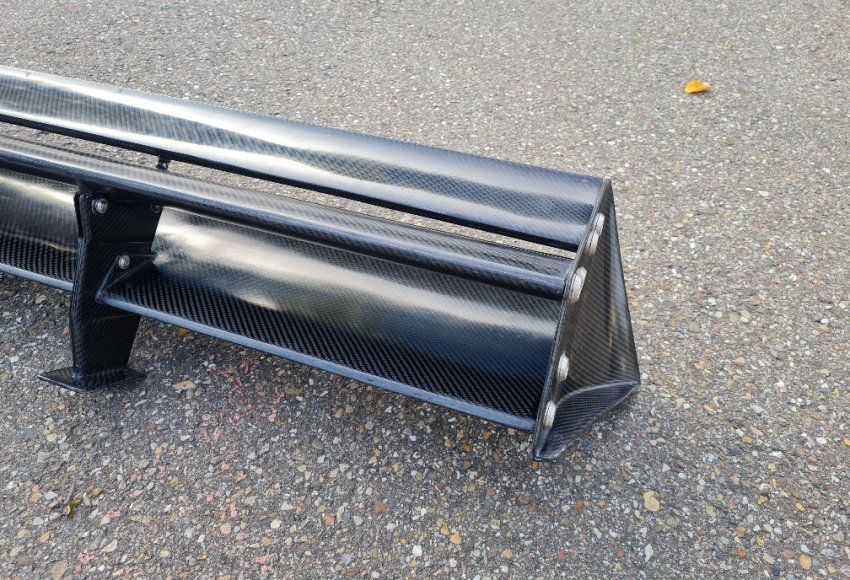 Klasse-1-Heckflügel Carbon