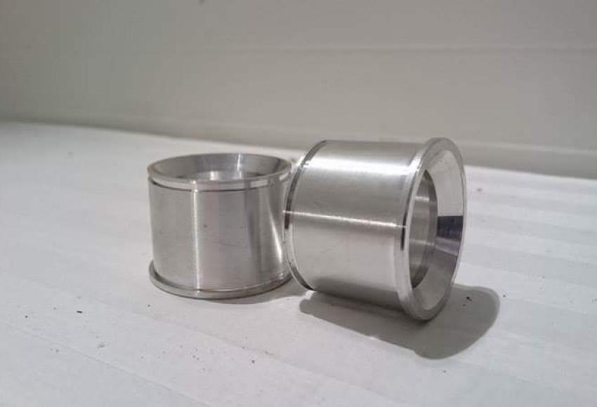 Aluminium-Hinterachse mit hochwertigen Querlenkern